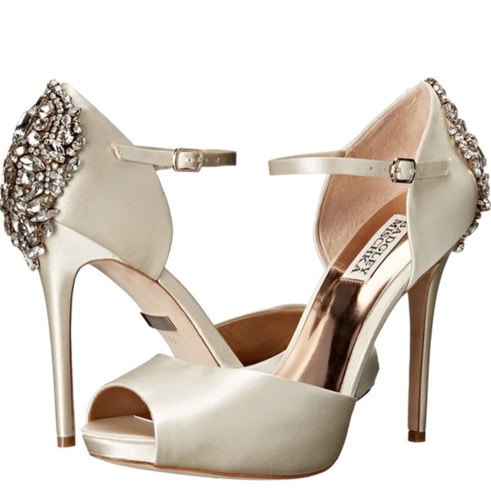 Badgley Mischka Dawn Peep Toe Pumps Embellished - sz7